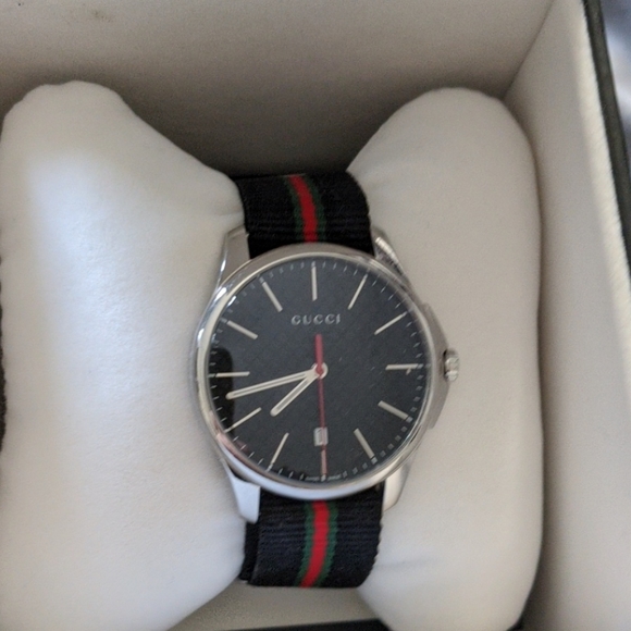 Gucci Watch - Picture 2 of 2